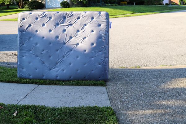 Mattress Removal Service in Pompano Beach